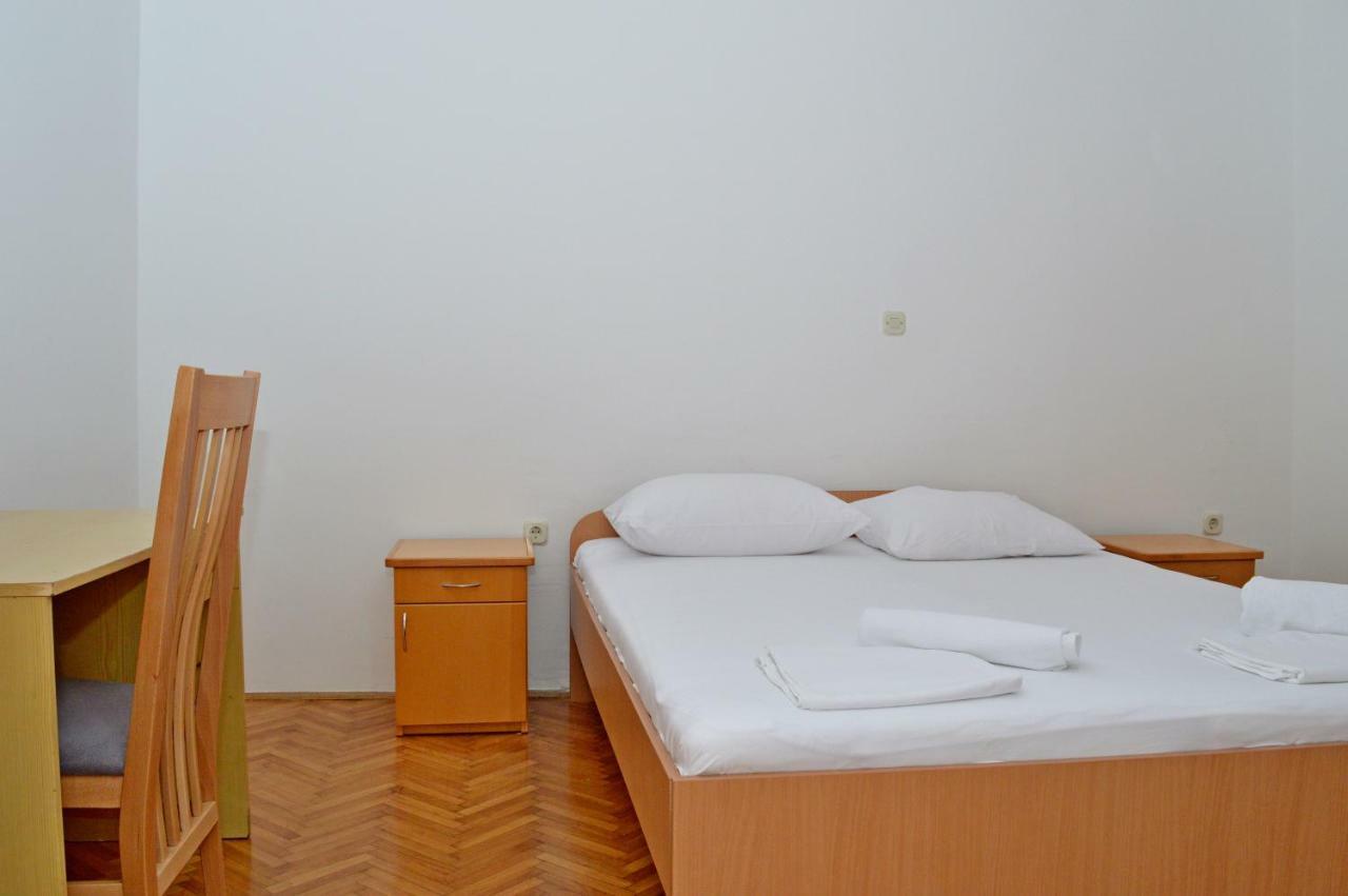 Apartments Macak Novalja Exterior foto